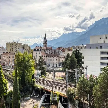 For 4 People Appartement Grenoble
